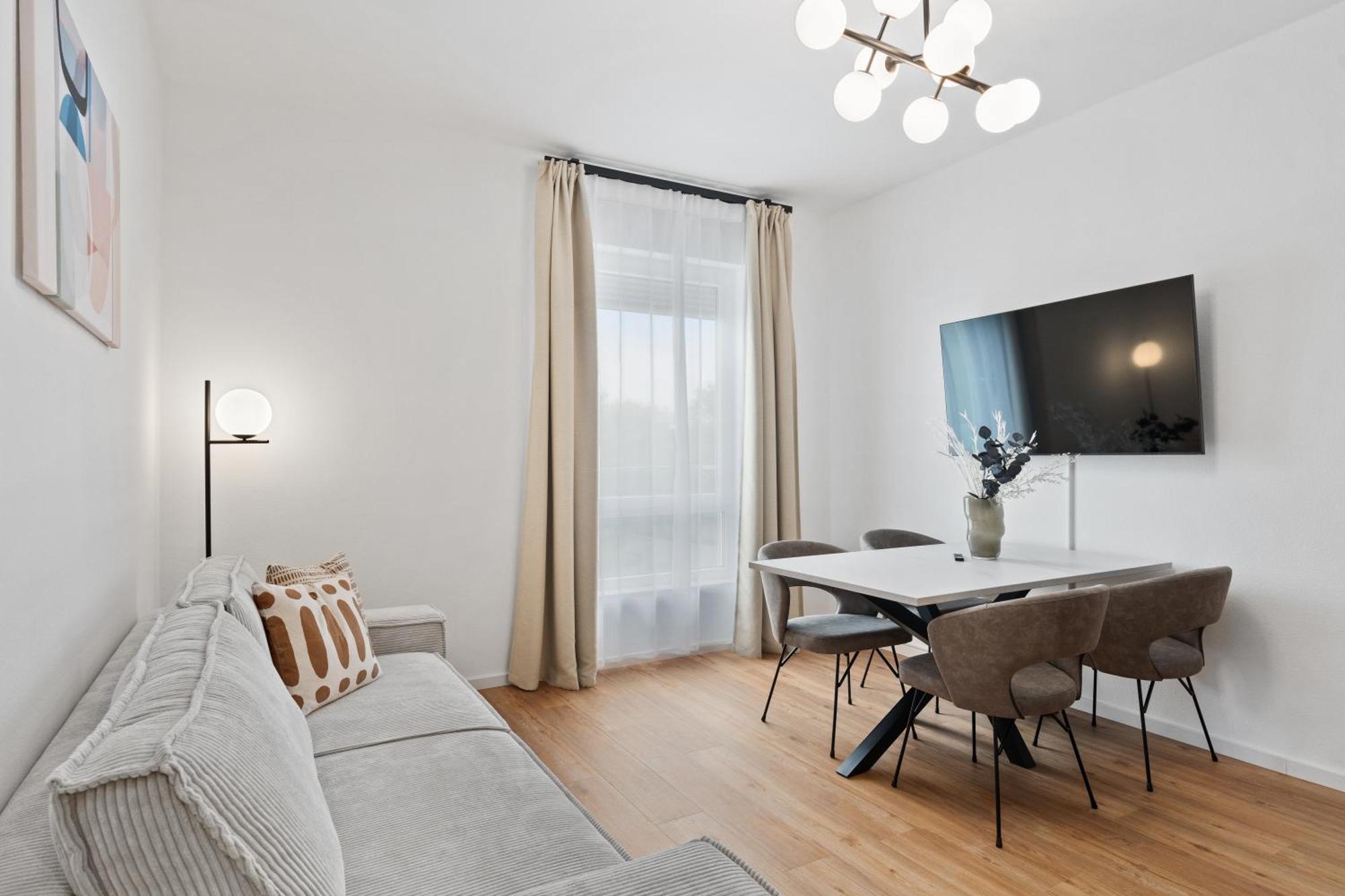 Anytime - Rohrbach Apartments Friedrichshafen Ruang foto